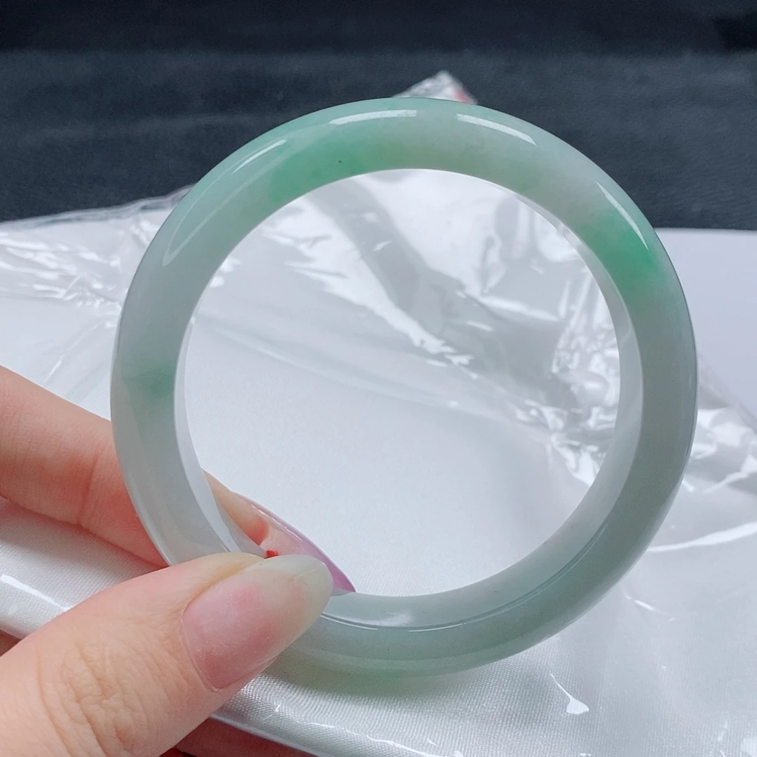 【闪购商品】未镶嵌手镯翡翠517号