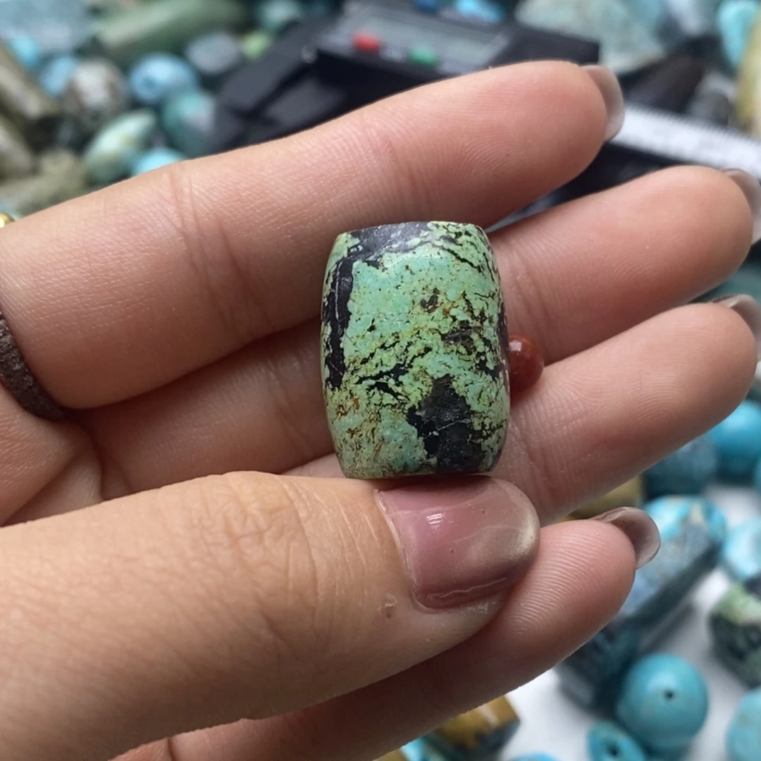 南红玛瑙未镶嵌珠宝奇石