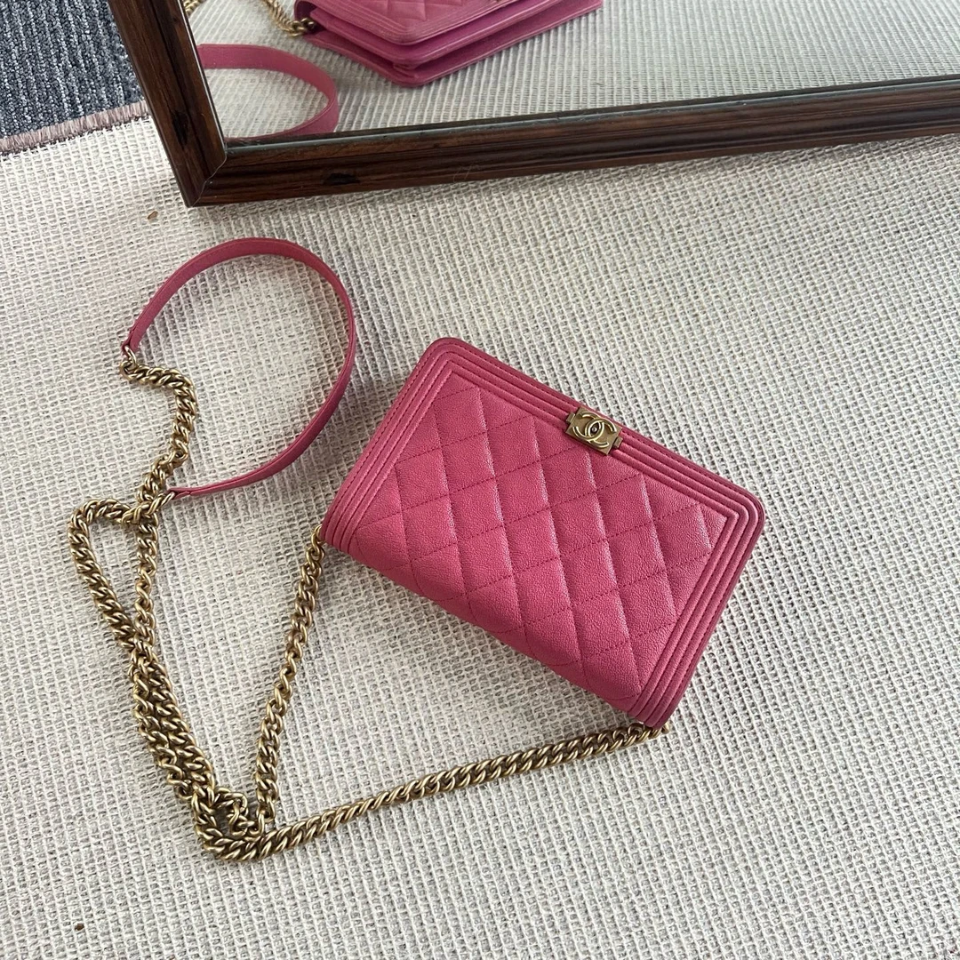 95新 Chanel/香奈儿 chanel 玫粉色leboy扣woc斜挎包