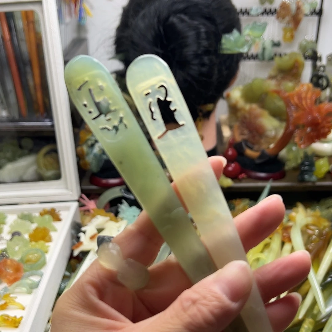 蛇纹石玉发饰合金