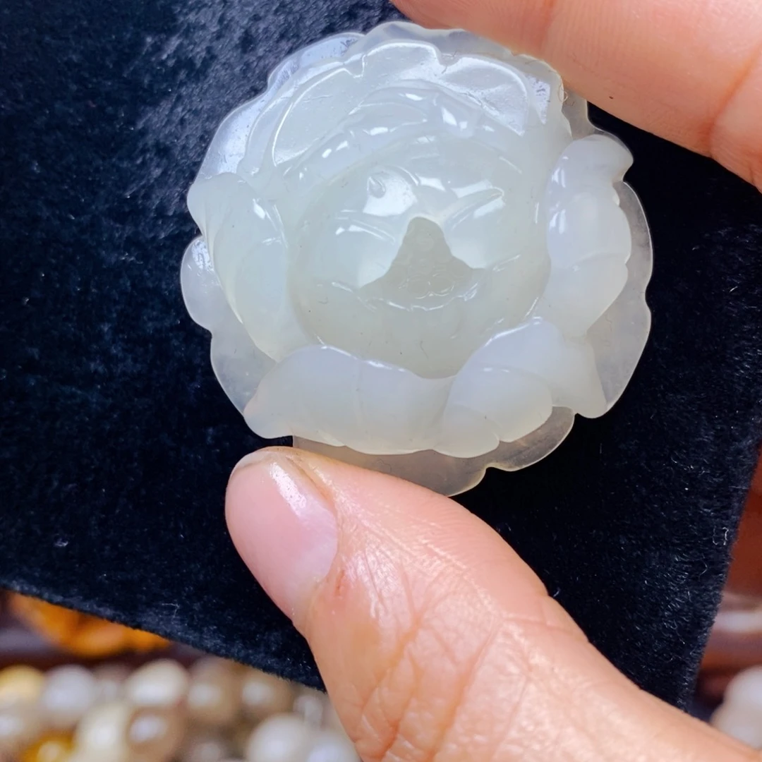 石英质玉（黄龙玉）未镶嵌吊坠(不含链)