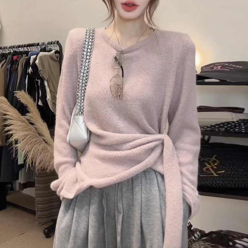 【桃桃奶霜】侧边收腰灰粉色毛衣女2025秋冬季新款设计感圆领针织衫