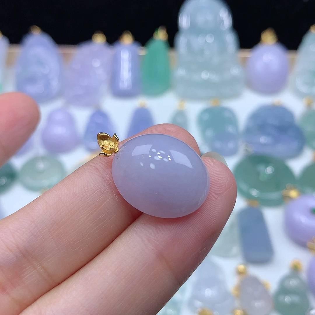 颈饰18K金镶嵌翡翠翡翠