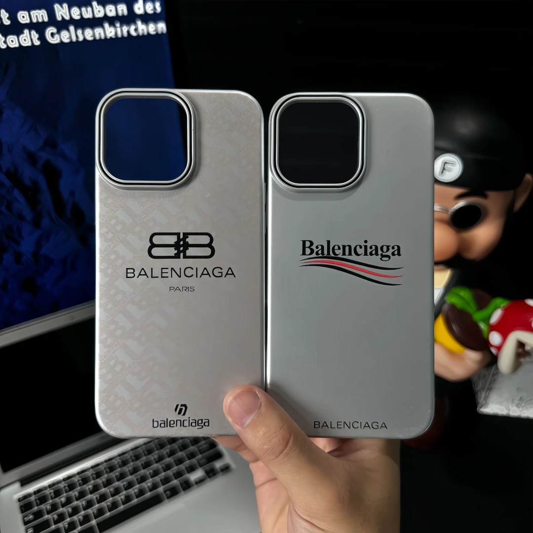 高级感超薄潮牌巴家适用苹果16硬15ProMax全包iPhone13磁吸手机壳
