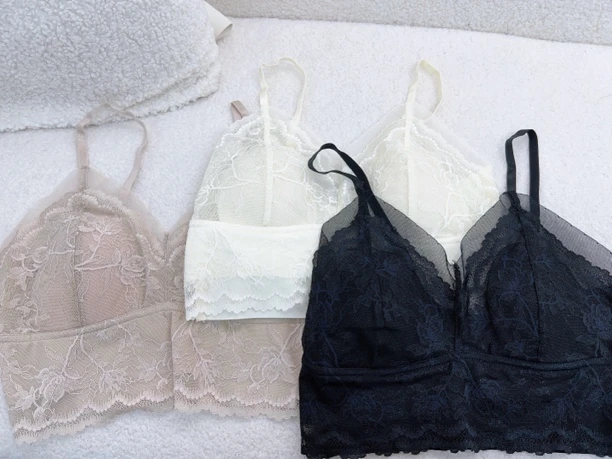 【伊家】性感蕾丝超薄兔耳朵聚拢一体美背no退no换