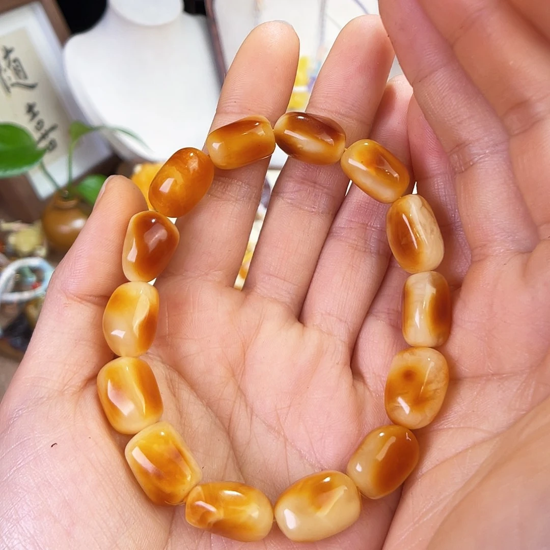 琥珀珠宝奇石未镶嵌独**风。