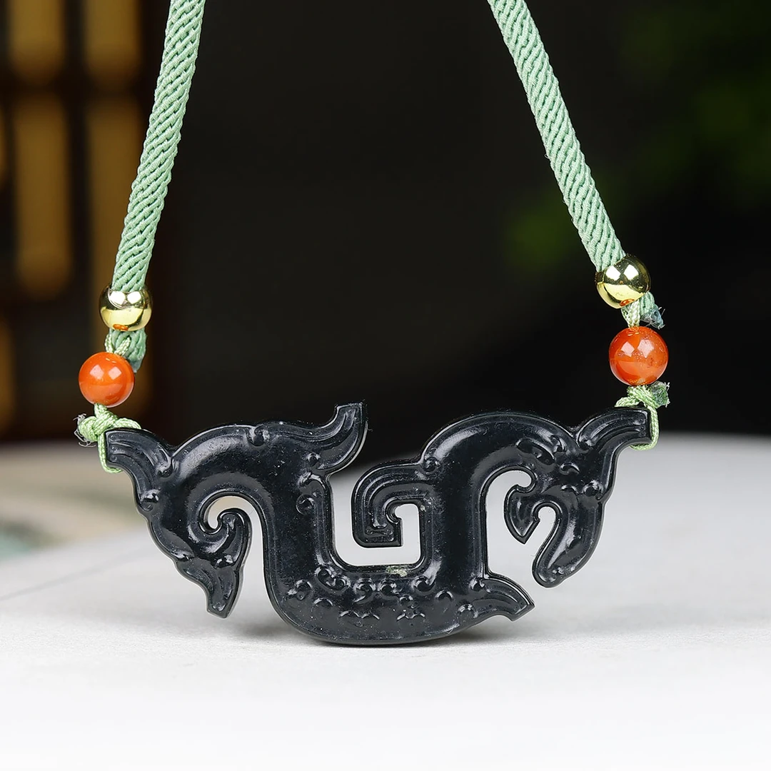 010563和田玉青玉仿古吊坠