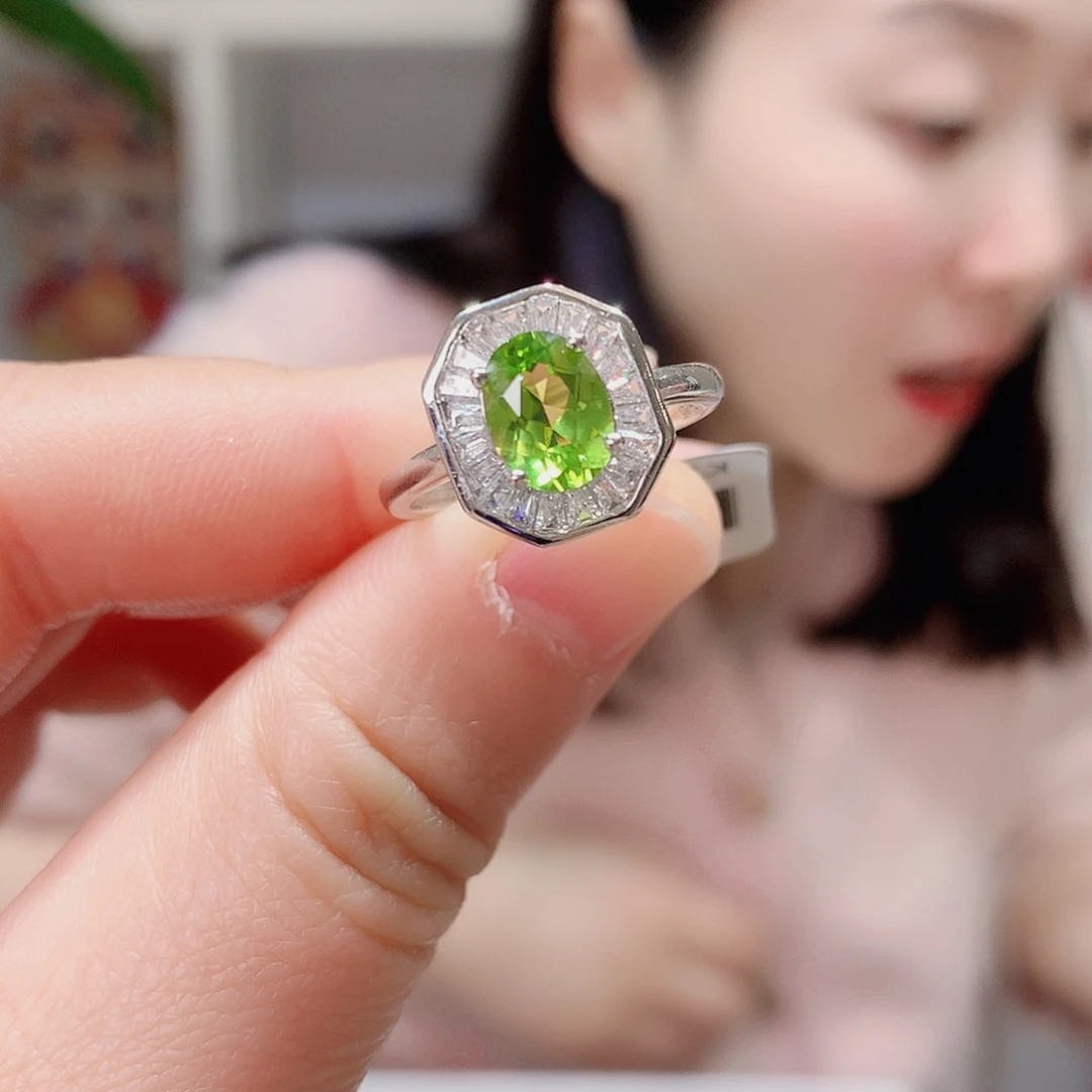橄榄石戒指银S925镶嵌
