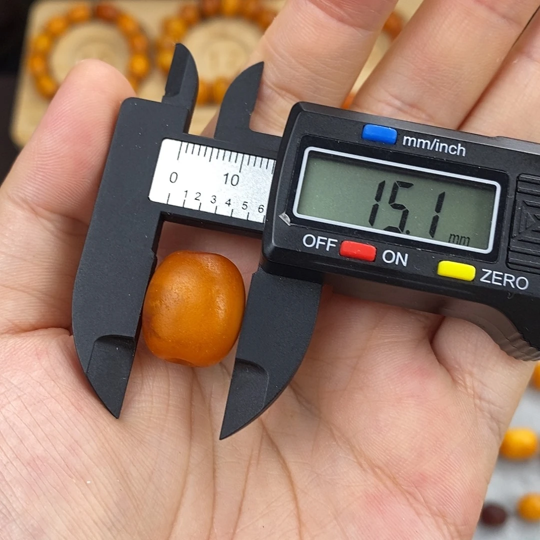 裸石琥珀未镶嵌蜜蜡