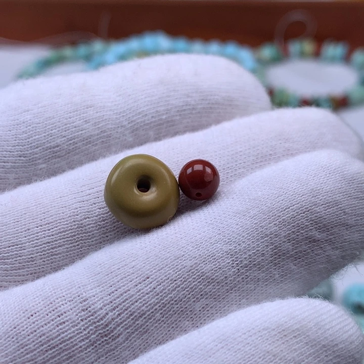 南红玛瑙未镶嵌珠宝奇石