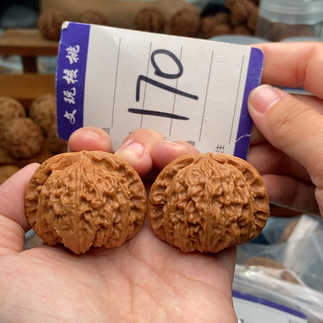 把件文玩核桃42白狮子