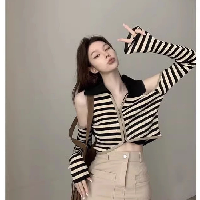 辣妹显瘦短款条纹开衫秋季时尚休闲设计感上衣2025年秋冬新款跨境