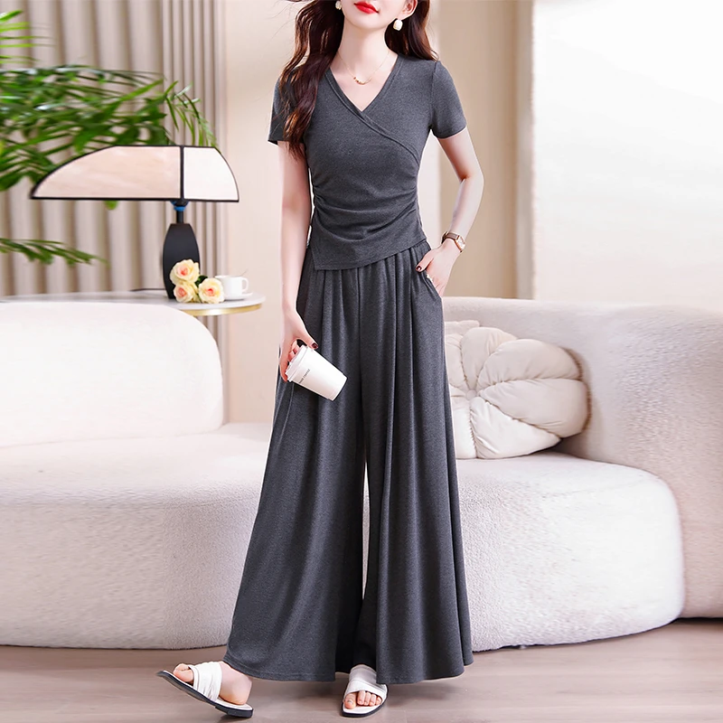 气质上班族轻奢小众高级感女装V领针织短袖休闲套装显瘦宽松9815