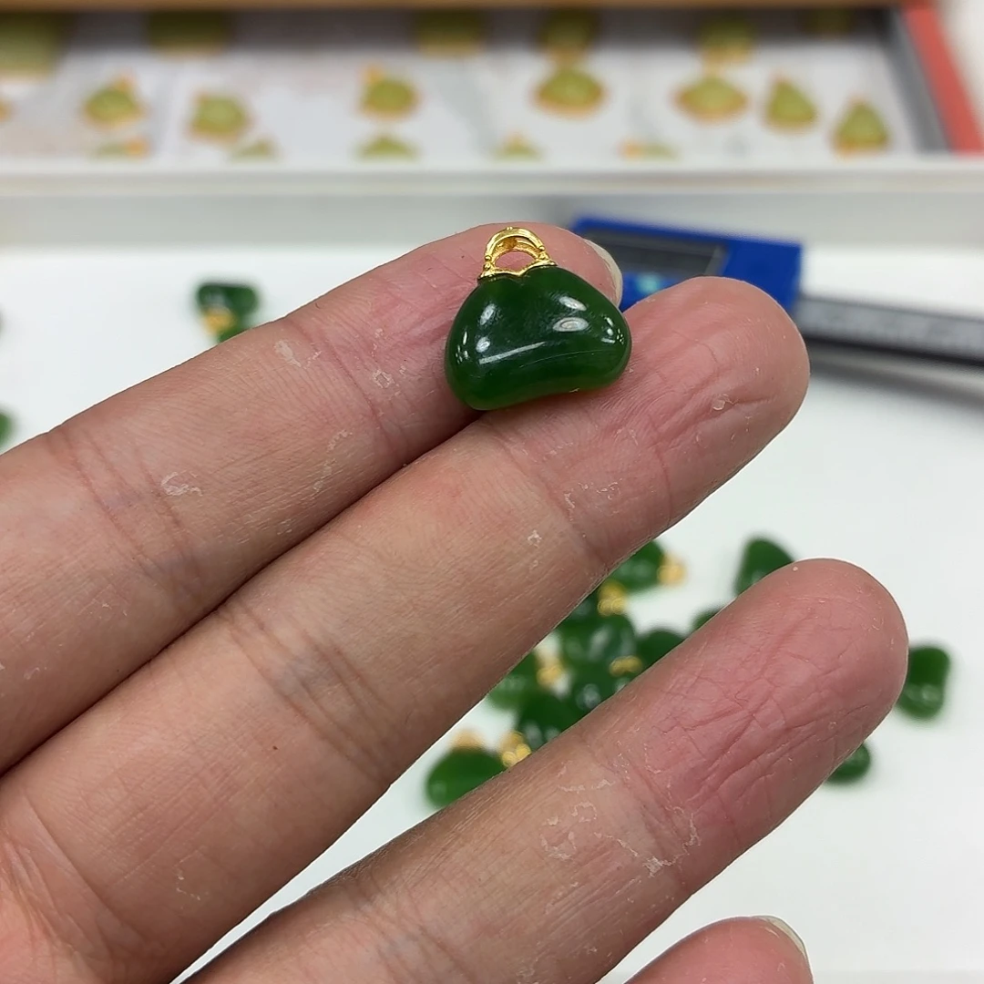 和田玉18K金镶嵌颈饰多样性发货拍一发一