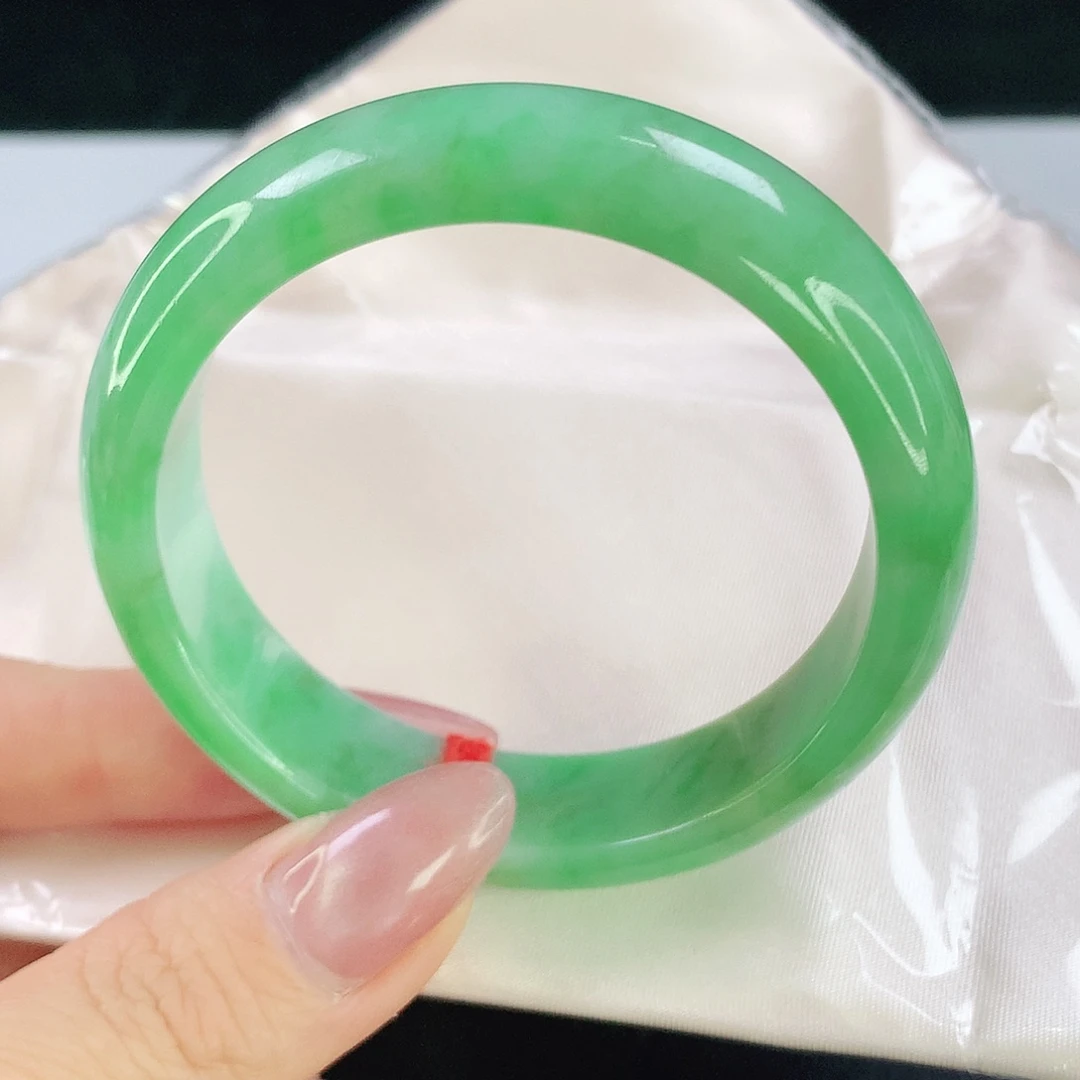 翡翠手镯未镶嵌217翡翠