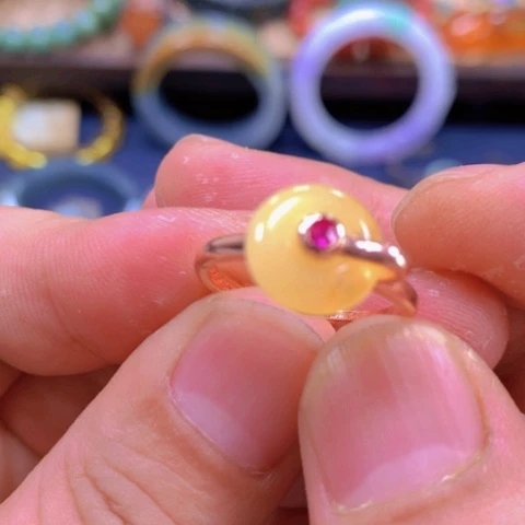 【闪购商品】翡翠颈饰未镶嵌翡翠