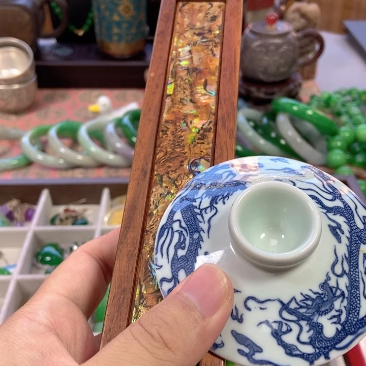 瓷片不哈哈哈哈哈哈哈哈哈哈哈哈