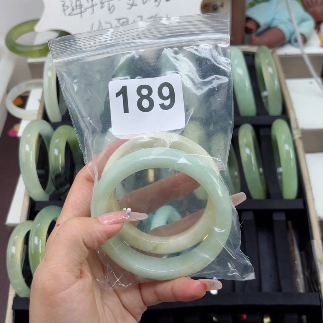 蛇纹石玉未镶嵌手镯峖***椰