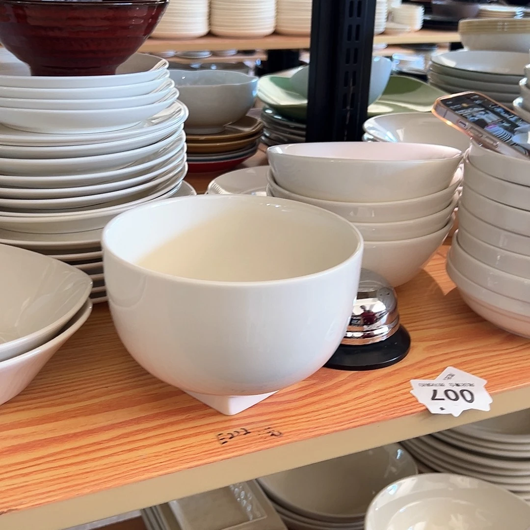 新骨瓷143微瑕暖白6.5寸天圆地方碗