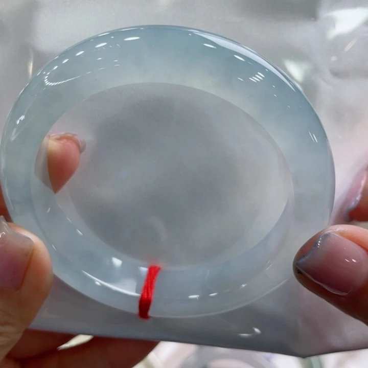 翡翠手镯未镶嵌56.6正圈