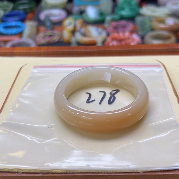 未镶嵌手镯石英质玉嘎****弟278