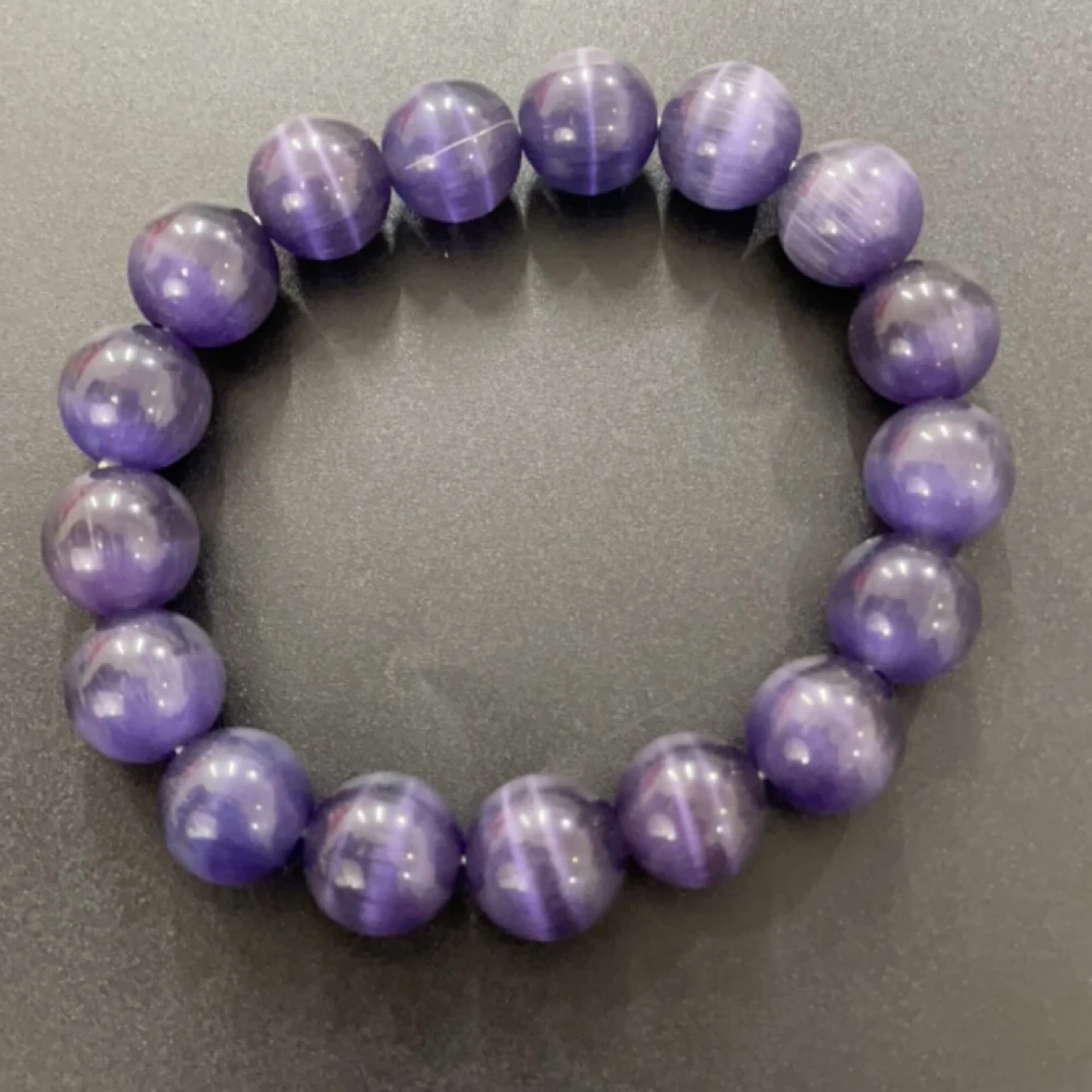 141  卡12紫色猫眼手串