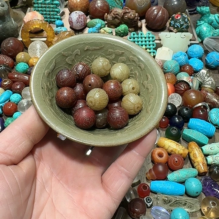 摆件漢***院瓷器艺术展区