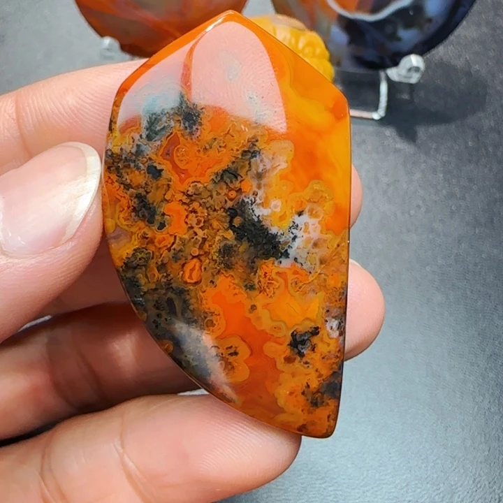 玛瑙/玉髓战国红未镶嵌种*