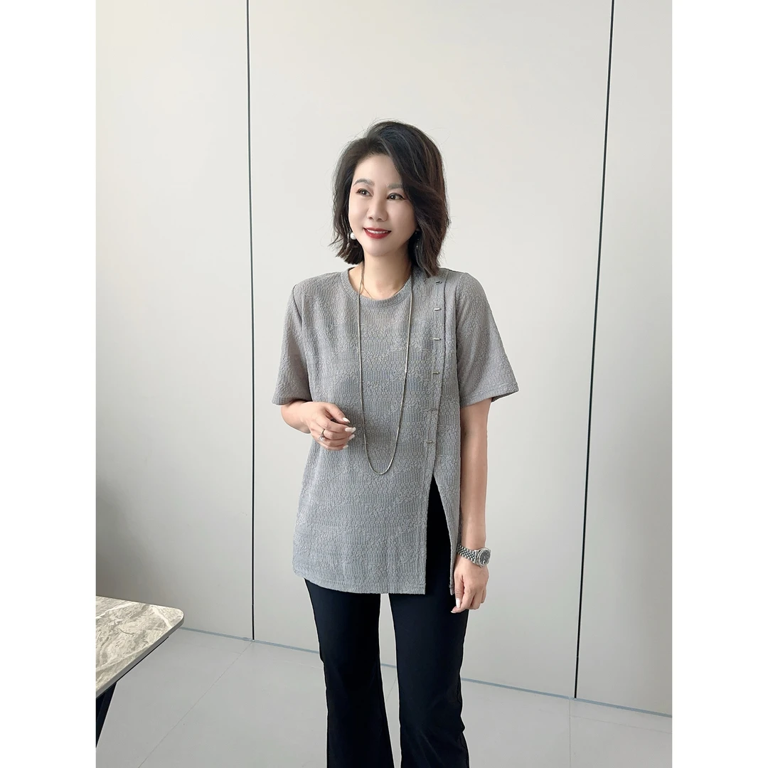 微胖女装【板上钉钉】蕾丝柳钉扣开衩T恤夏季显腿长半袖上衣20691