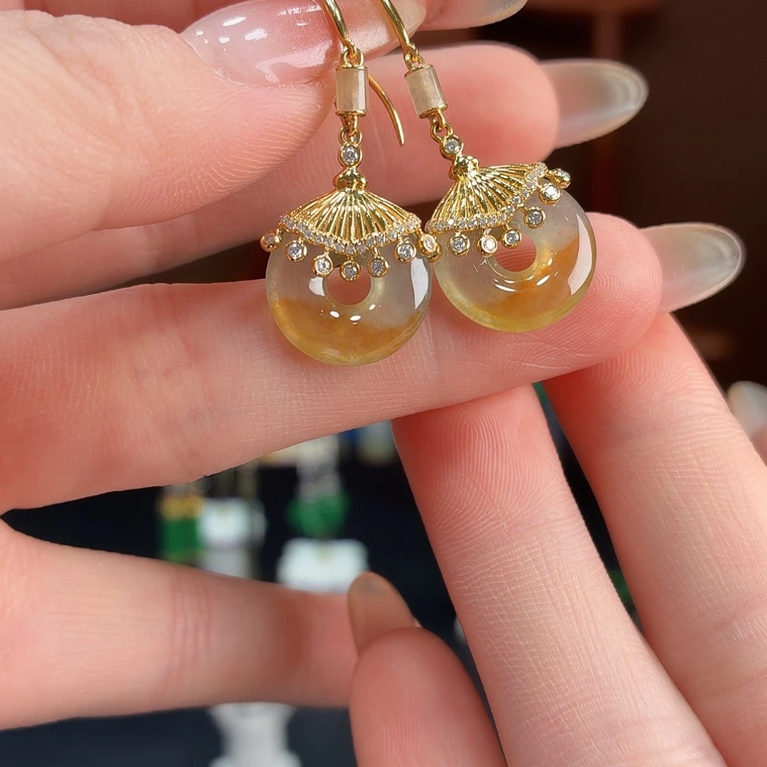 翡翠18K金镶嵌耳饰