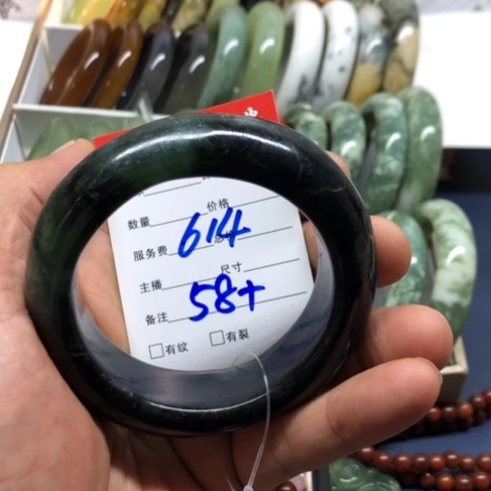 未镶嵌蛇纹石玉手镯