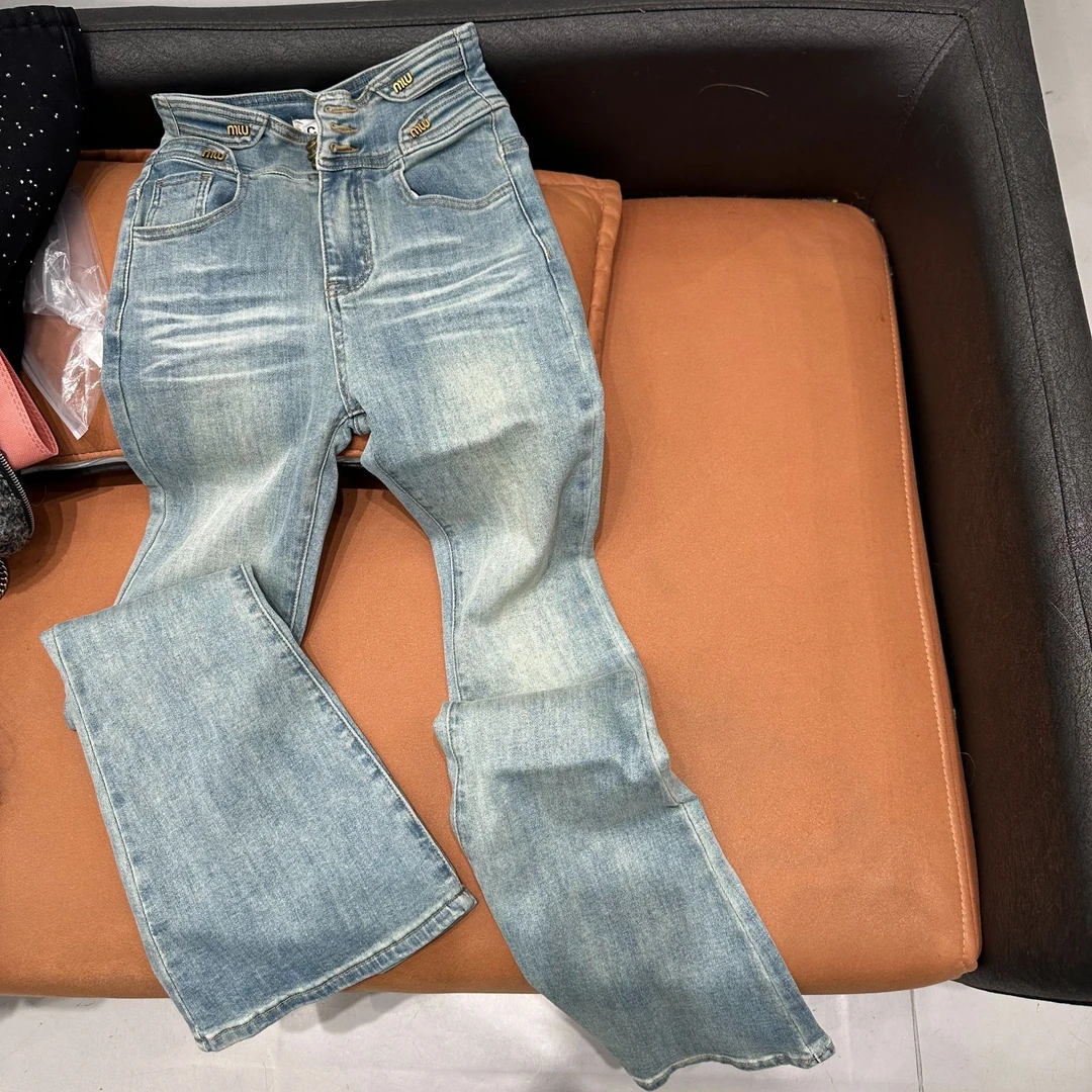 简衣 浅色早春中腰蓝色牛仔喇叭裤