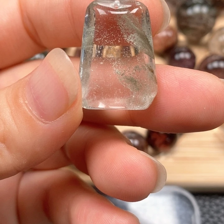 未镶嵌颈饰水晶水晶
