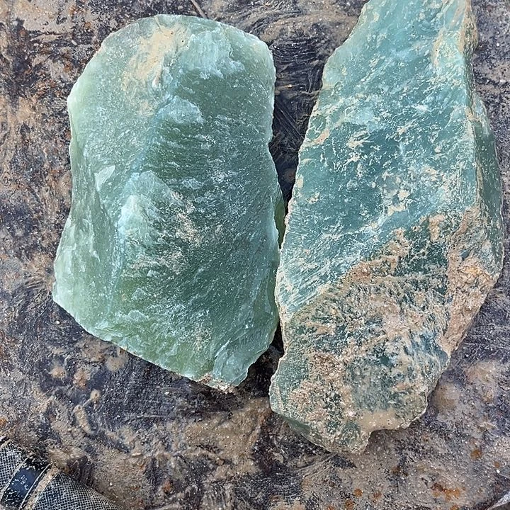 九***志蛇纹石玉未镶嵌天然岫玉原石多样性发一