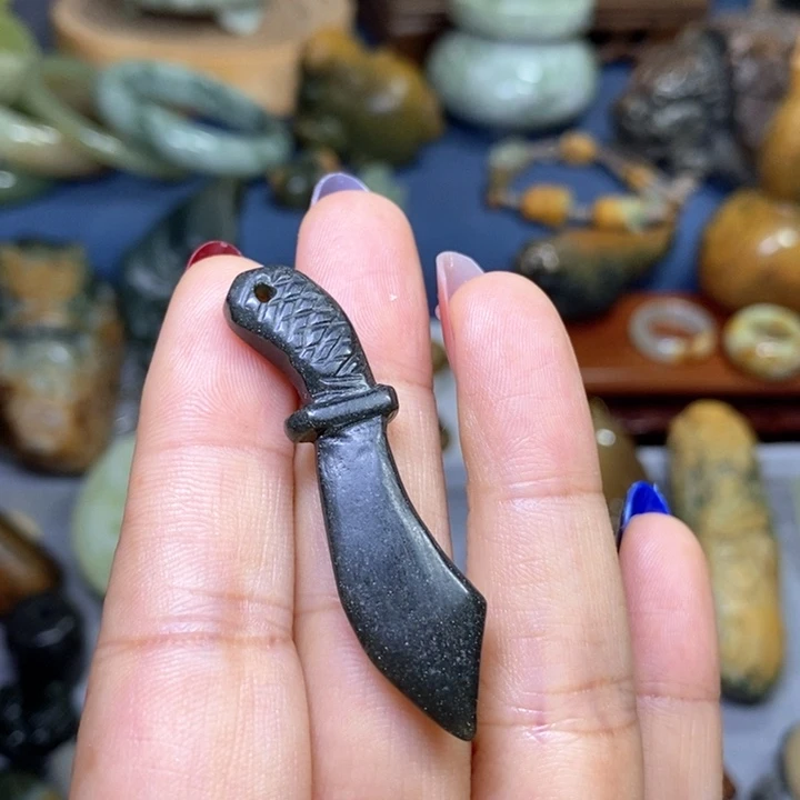 岫岩老玉（透闪石质玉）未镶嵌挂件