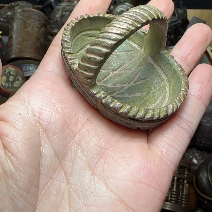 铜器把玩摆件链接