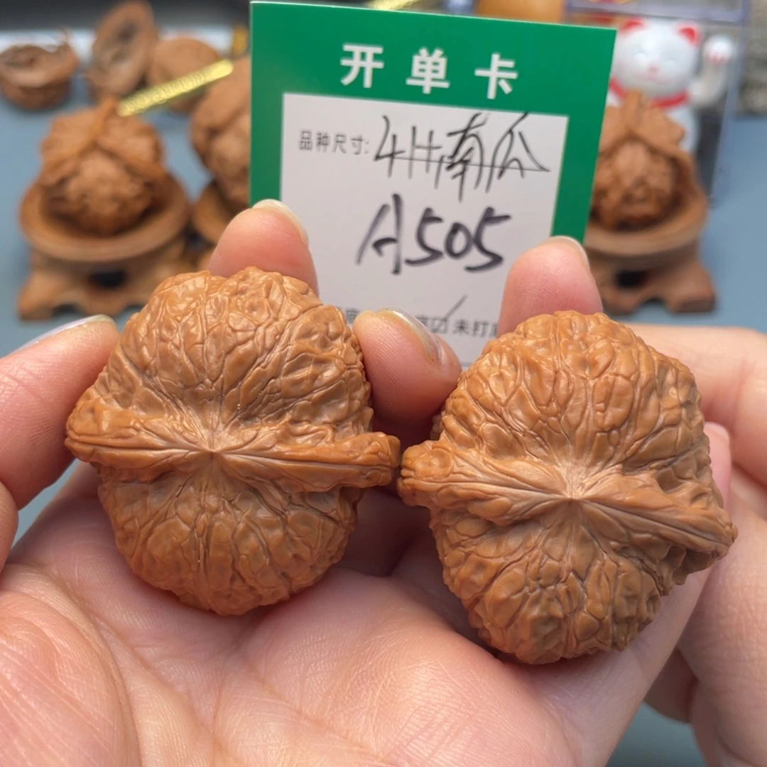 吊坠桃核文玩核桃