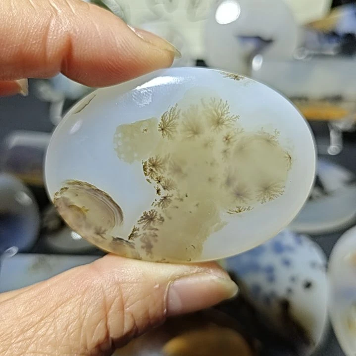 玛瑙/玉髓未镶嵌珠宝奇石