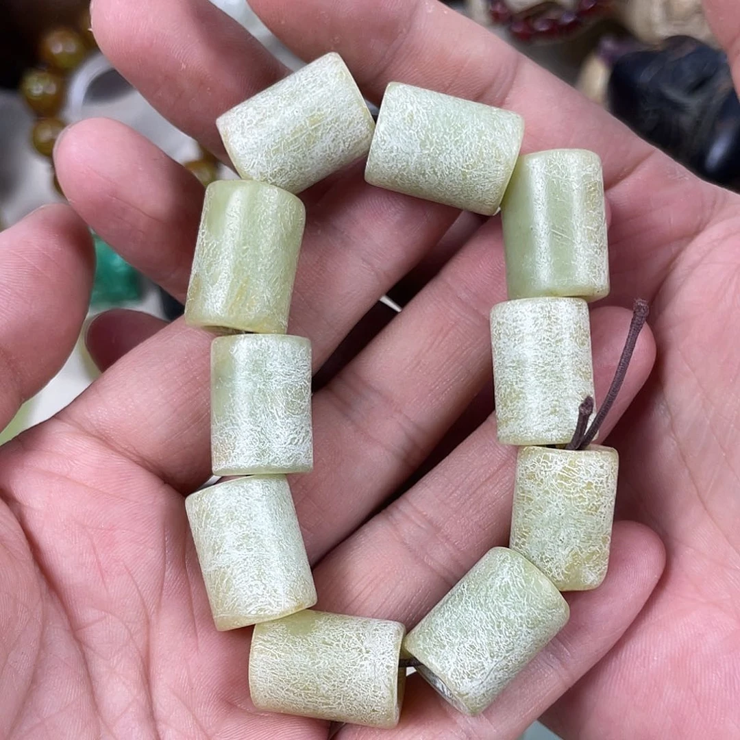 未镶嵌和田玉（糖玉）挂件