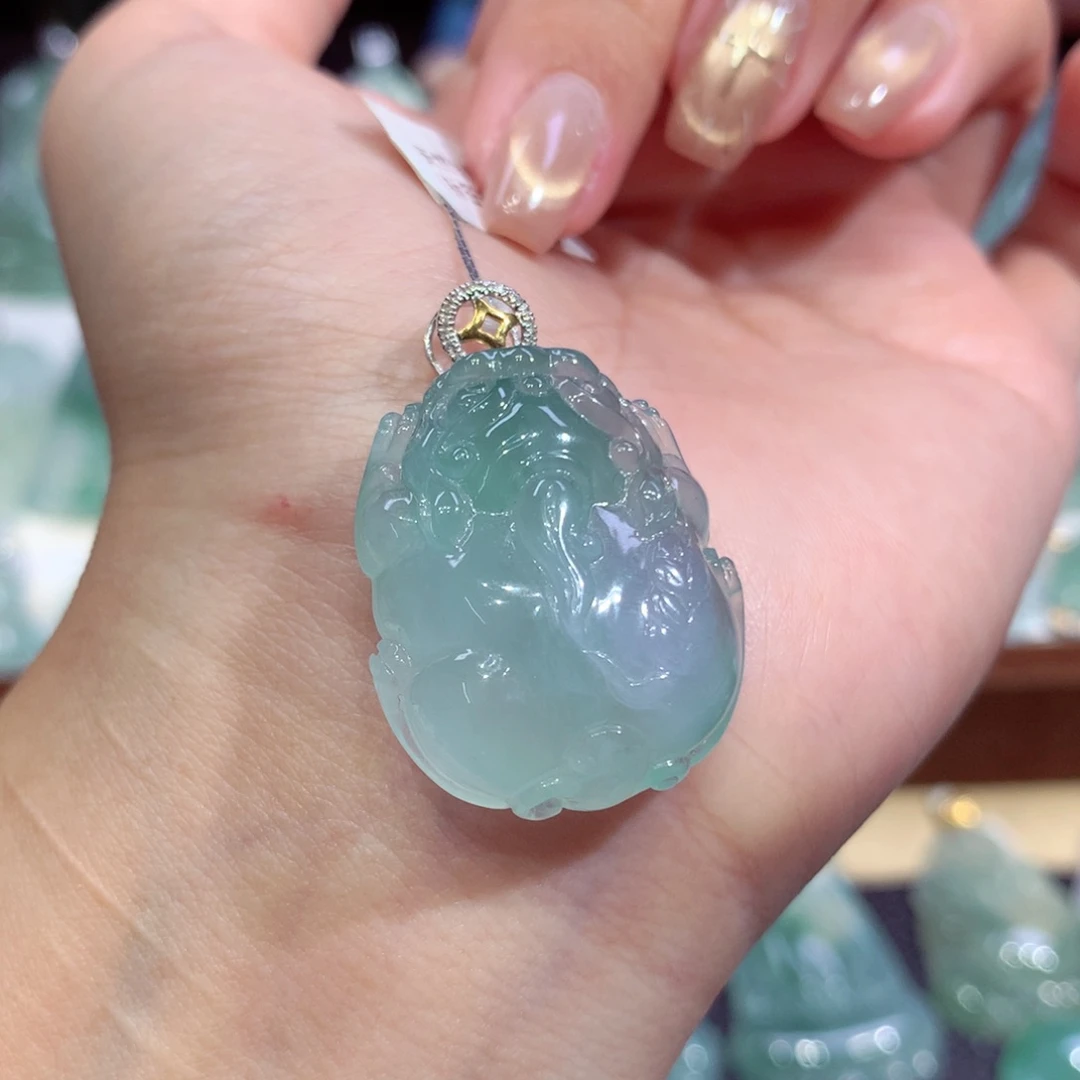 吊坠(不含链)18K金镶嵌翡翠