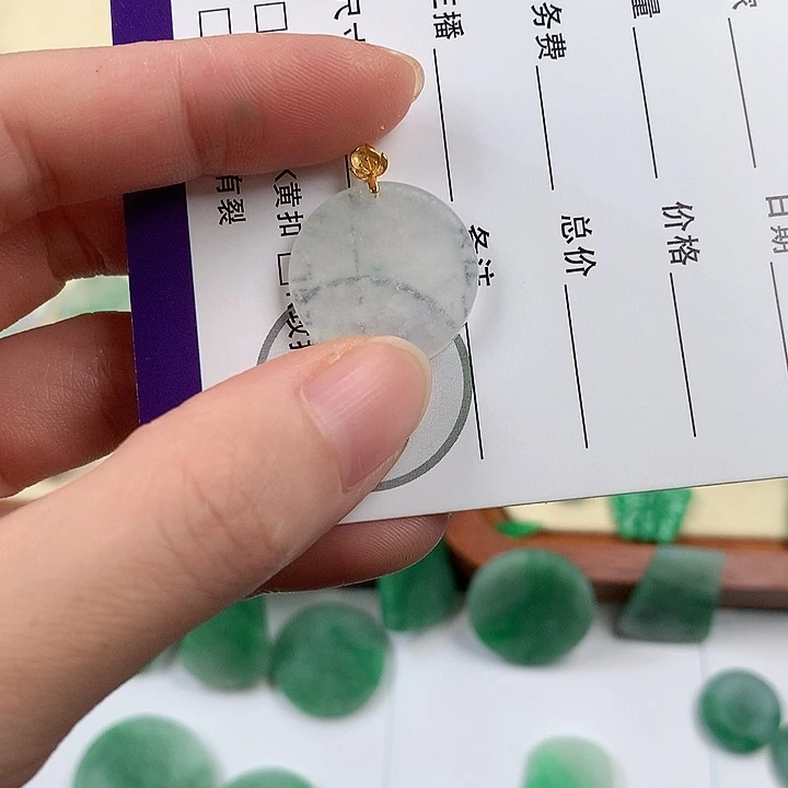 翡翠18K金镶嵌颈饰6****68874467888