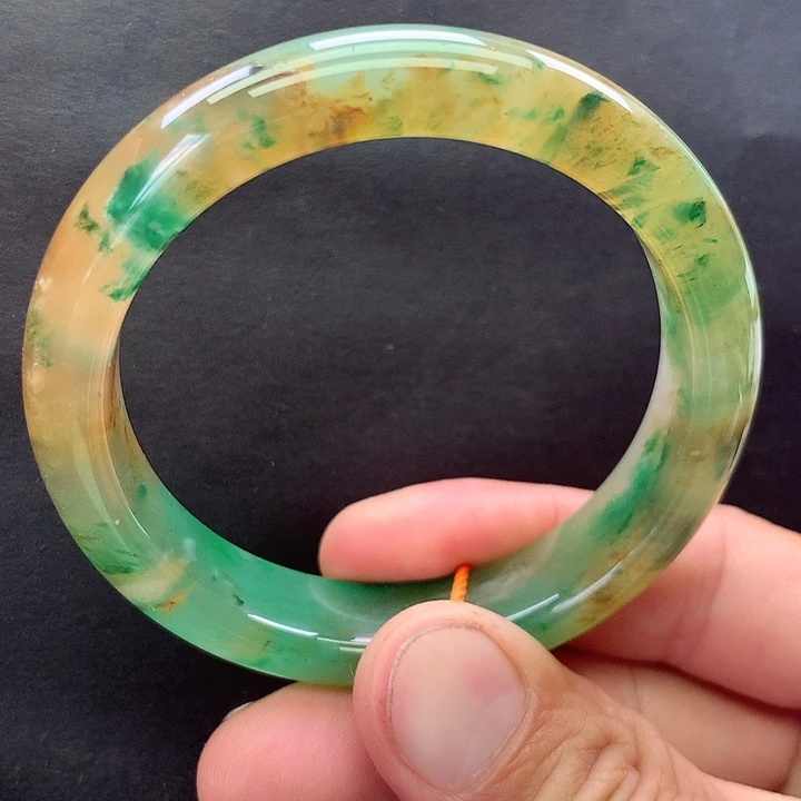 未镶嵌手镯石英质玉