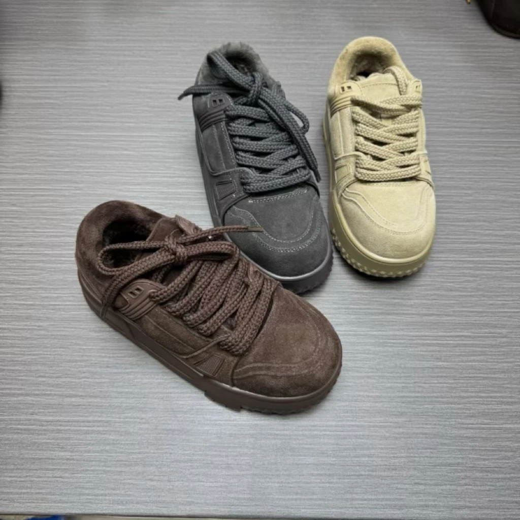 2025冬季网红款胖丁加绒时尚休闲鞋舒适