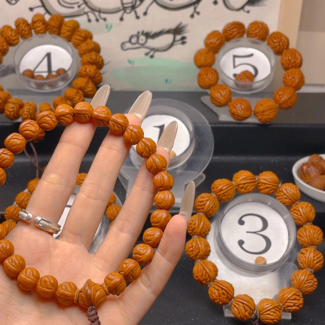 阿***）桃核吊坠1.00000000