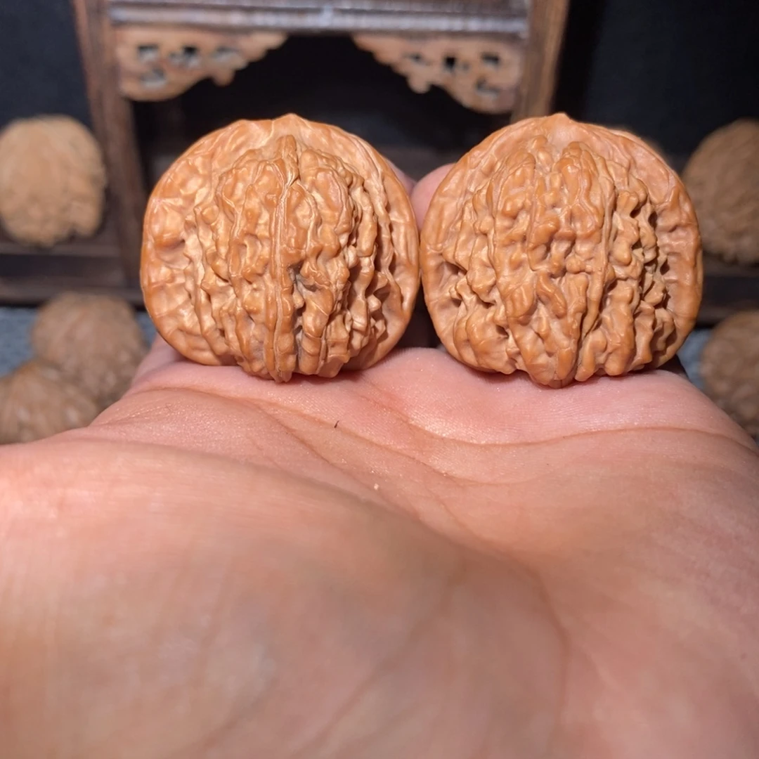 把件桃核37尺四座楼