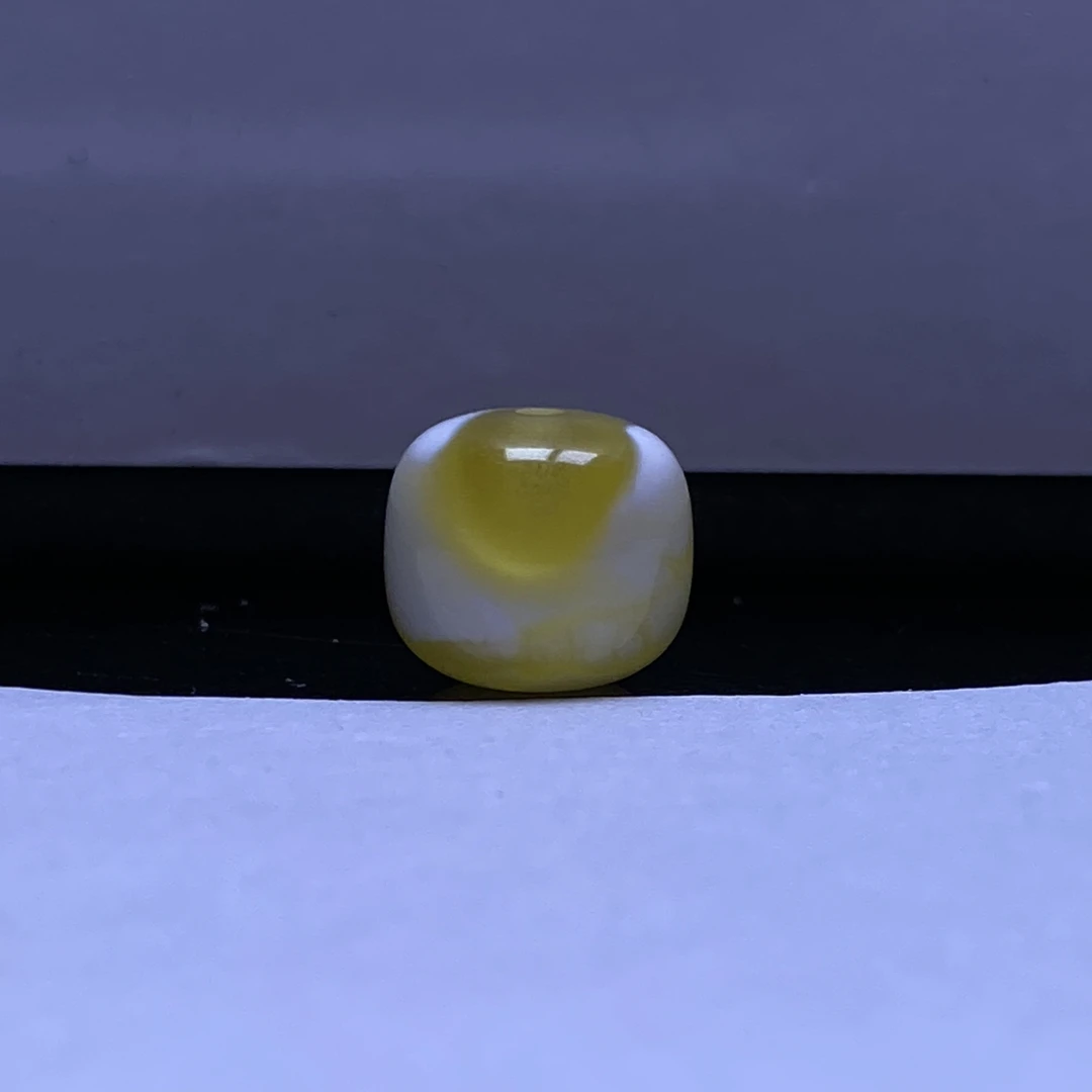 蜜蜡金漆瓷白妖溶洞精品老型珠10.0mm