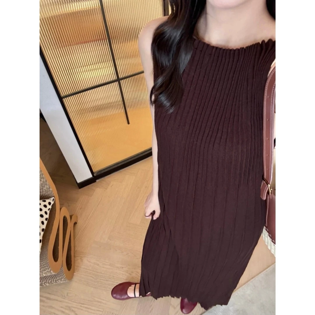 FAR ZOOM轻奢高级感针织压褶背心优雅气质收腰无袖简约挂脖连衣裙