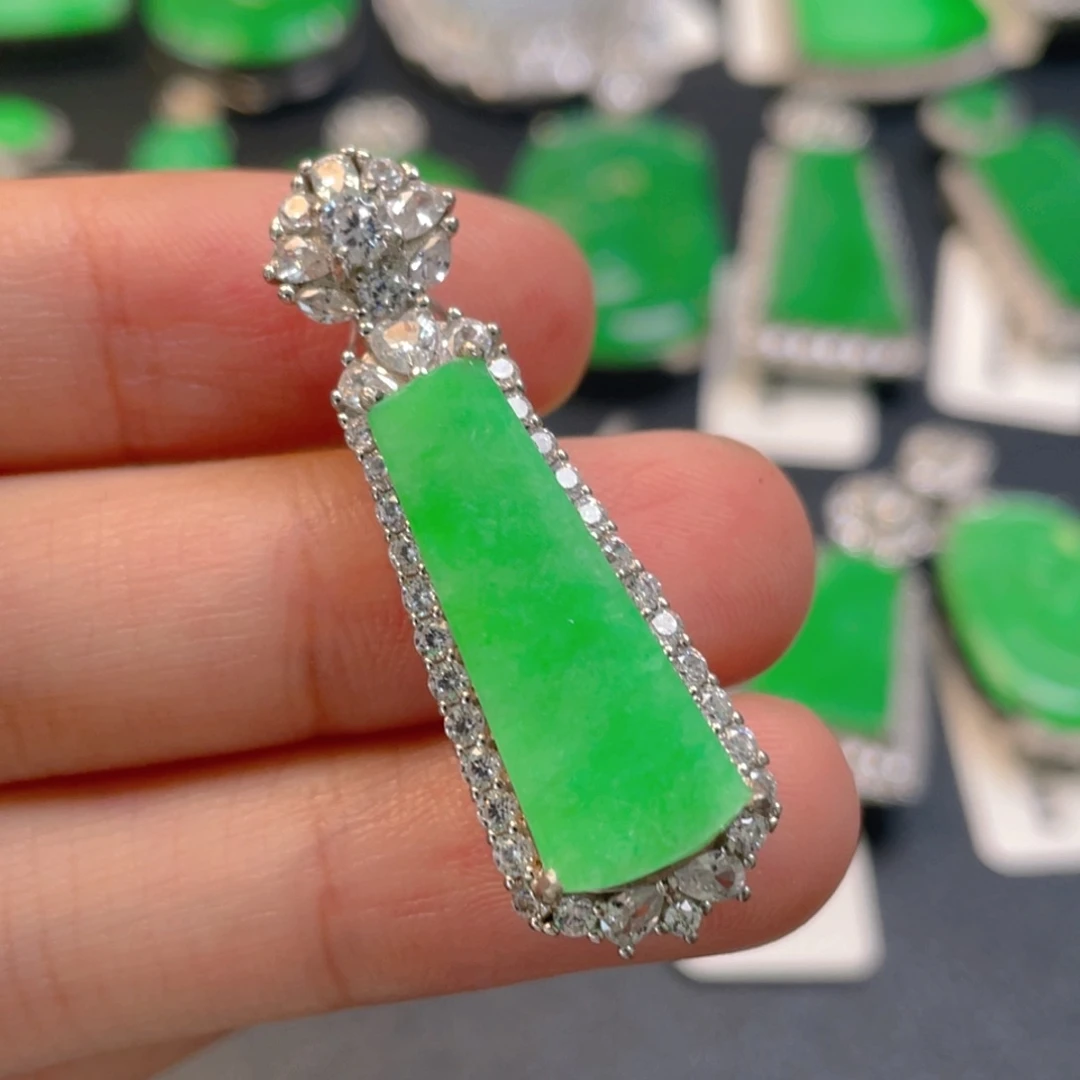 翡翠银S925镶嵌颈饰