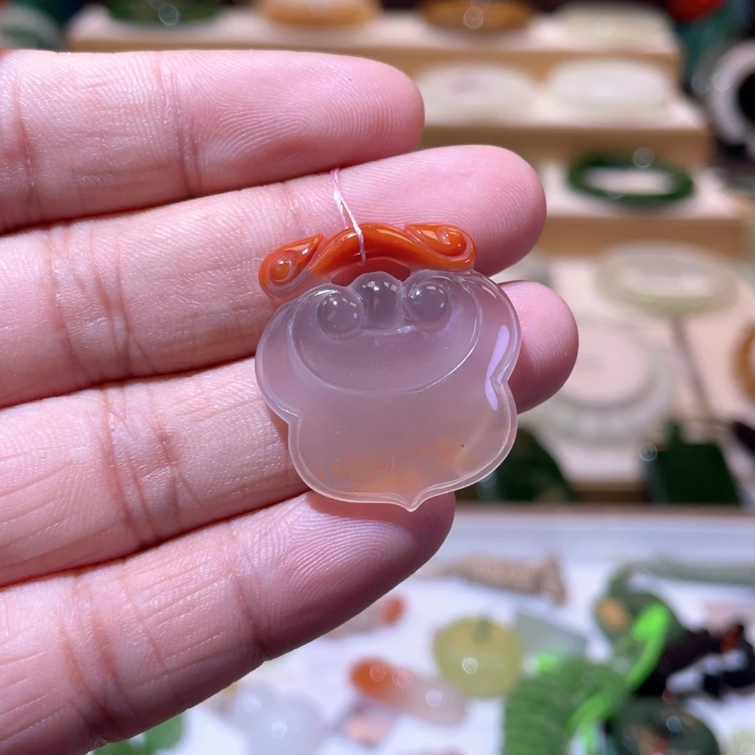 南红玛瑙未镶嵌颈饰冰飘如意吊坠