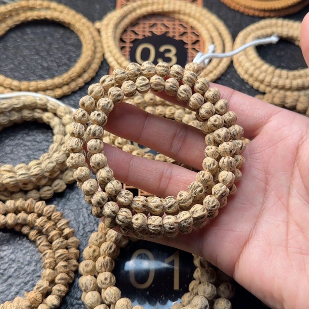 柏香籽/百香籽吊坠随*?